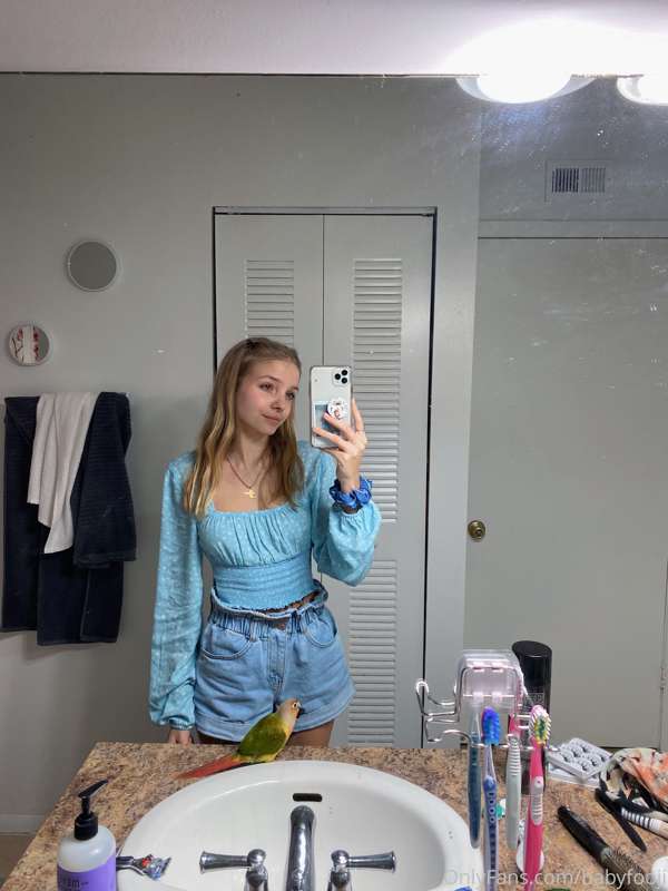 Swipe to undress me 😜 today I drove 10+ hours :// my old ban.. 4