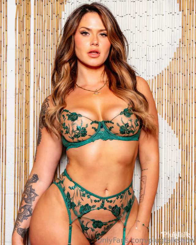 New episode featuring @greengirlbella dropping this Tuesday .. 2