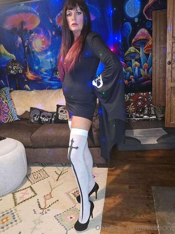 Freebecky - Onlyfans - 01 Nov, 2024