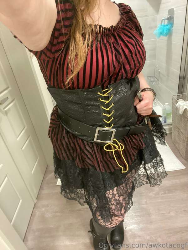 The sexiest pirate 🏴‍☠️ 4