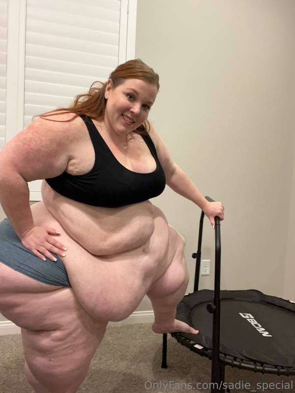 Some cute pics before my extreme belly jiggle on the mini tr.. 5