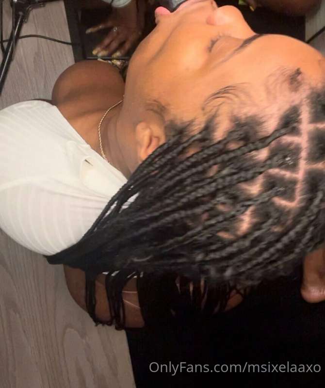 Made a new joi video 
My face is in it :) 
I’ll drop it here.. 2
