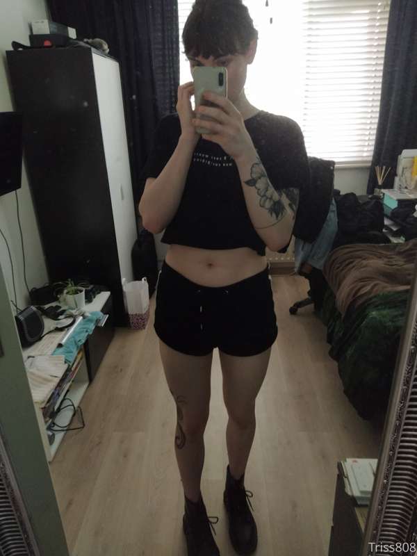Hi everyone :) 

Wanted to try something a bit different for.. 27