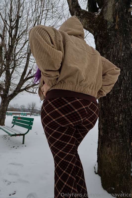 So yea.. it was stupid cold yesterday... was gonna shoot ins.. 17