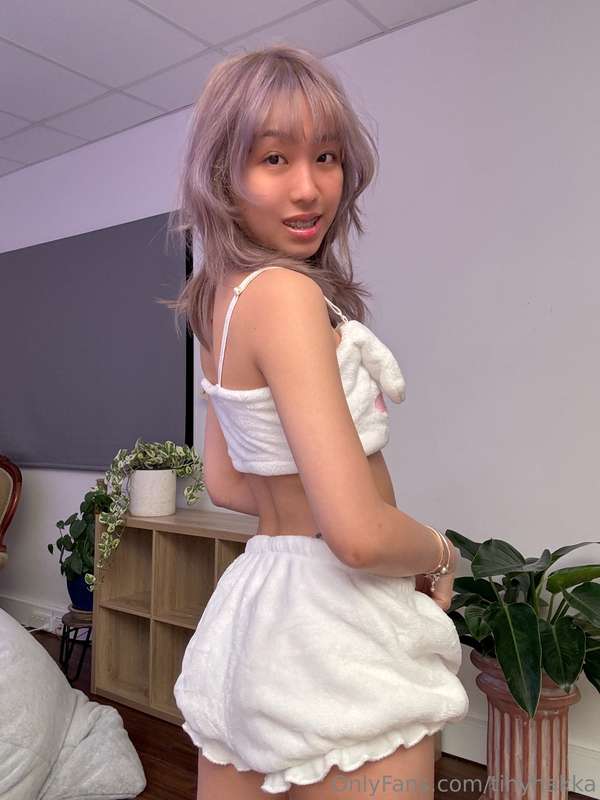 wanna play dirty? I'll have you know my dick succ skills wer..