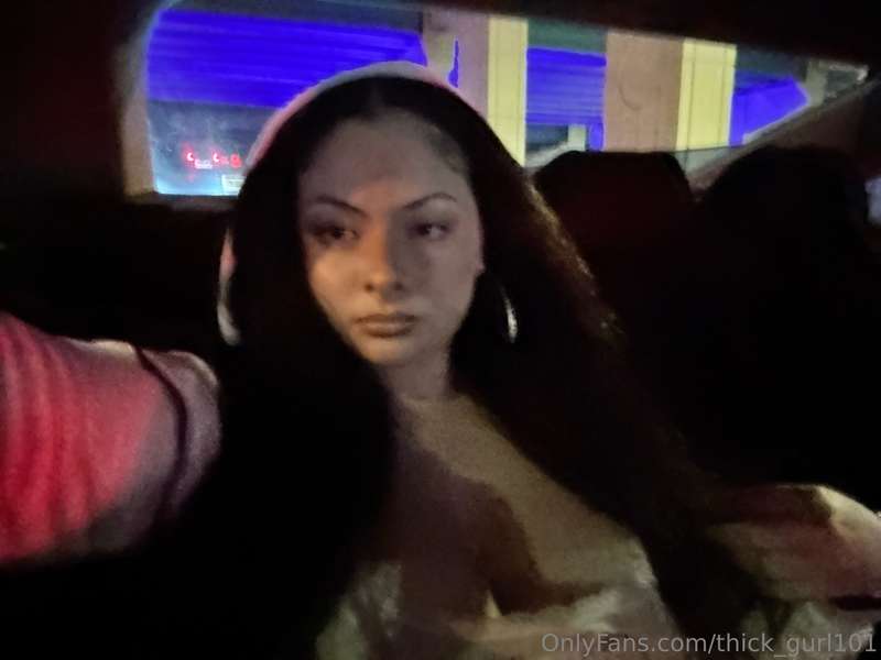 Thick_Gurl101 - Onlyfans - 05 Mar, 2025 23