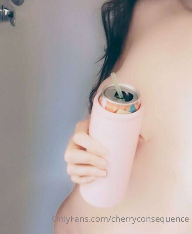 Tuesday mood: Day drinking in the shower while reliving my e..