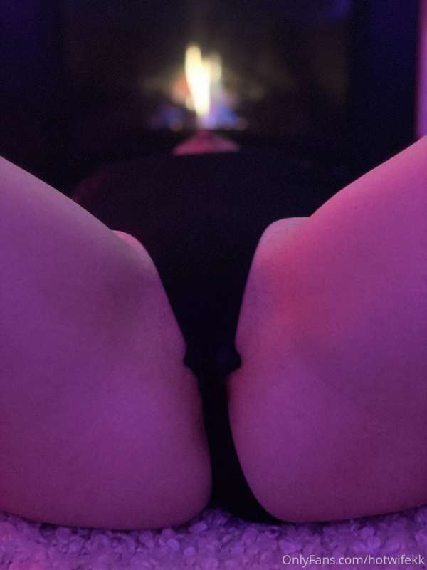 Thanks to a special fan for my new sexy outfit! I can’t wait.. 3