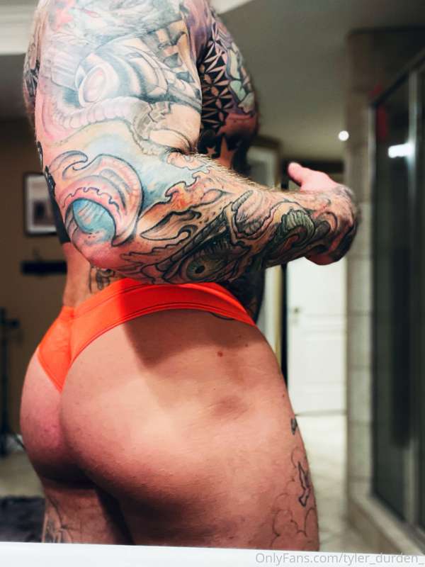 Orange ya glad it’s HUMP DAY!! 6