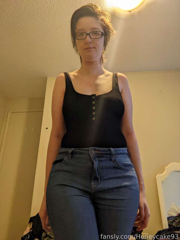 Honeycake93 - Fansly - 14 Aug, 2023 5
