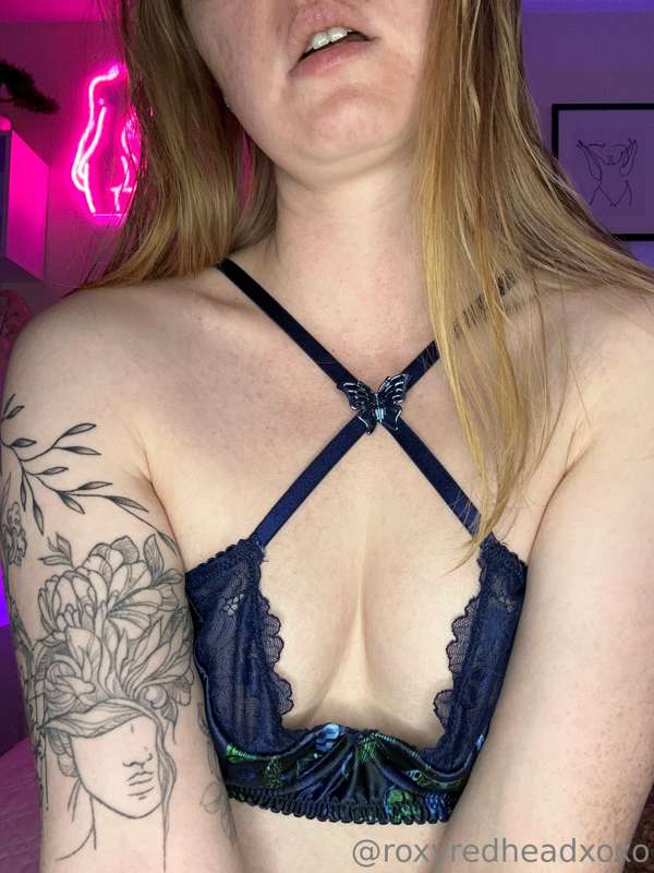 What do we think about this too for titty Tuesday? 😋