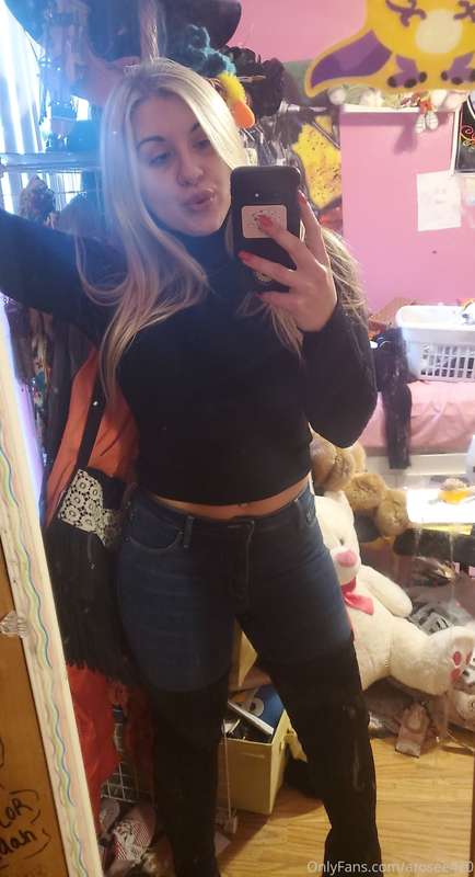 Just a regular picture of me.🥰