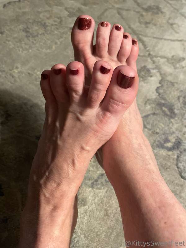 Soft, smooth skin and perfectly polished toes—nothing says i.. 7