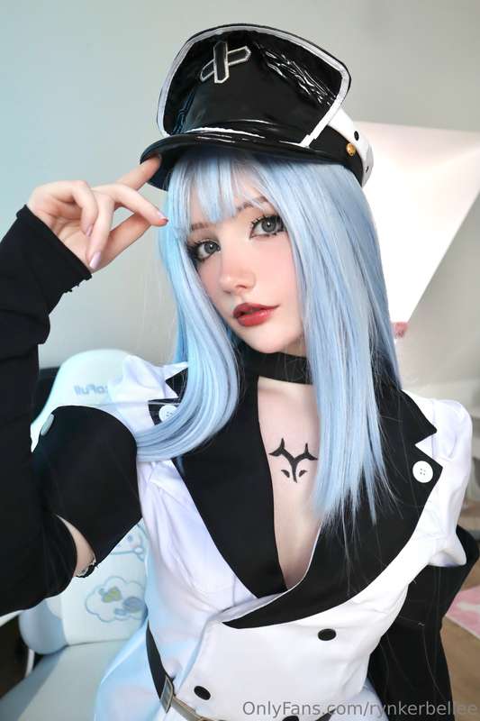 Captain esdeath cosplay from akame ga kil ❄️🖤 make sure you .. 7