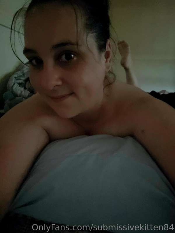 Feeling flirty tonight :) 2