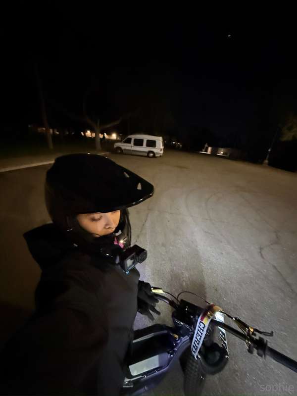 night rides 🏍️