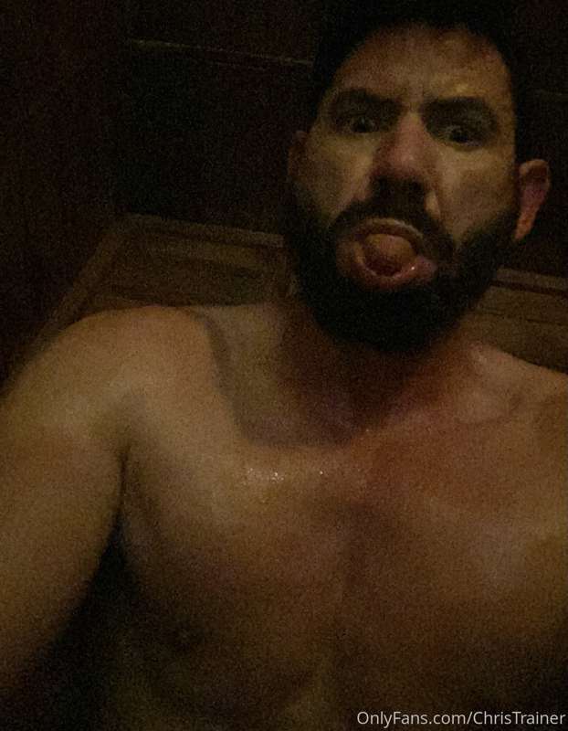 Found myself alone in the sauna today.

How about you come j.. 5