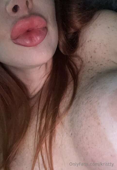 Ven y me consientes un poco😏🙊