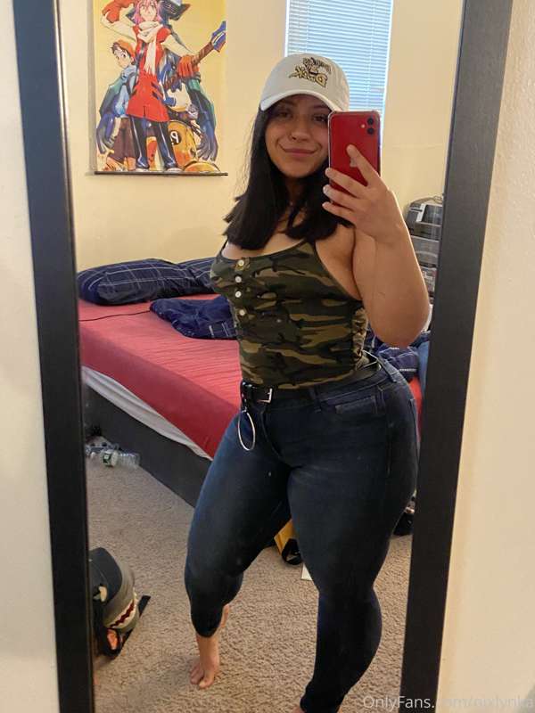 What do you think about me in jeans, Daddy? I need more huh?.. 13