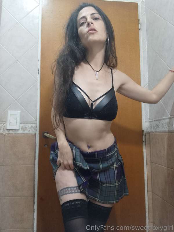 ✨🖤 Honey, haven't you seen these super sexy photos and video..
