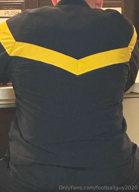Who likes BIG beefy muscular soldiers??? 5
