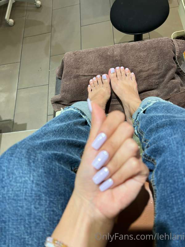 My new colour choice 🥰🥰🥰 always gotta show u guys first 😈 2