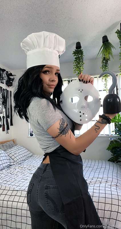 Chef cosplay set pt. 1🖤 this was a cosplay from the Total Dr.. 22