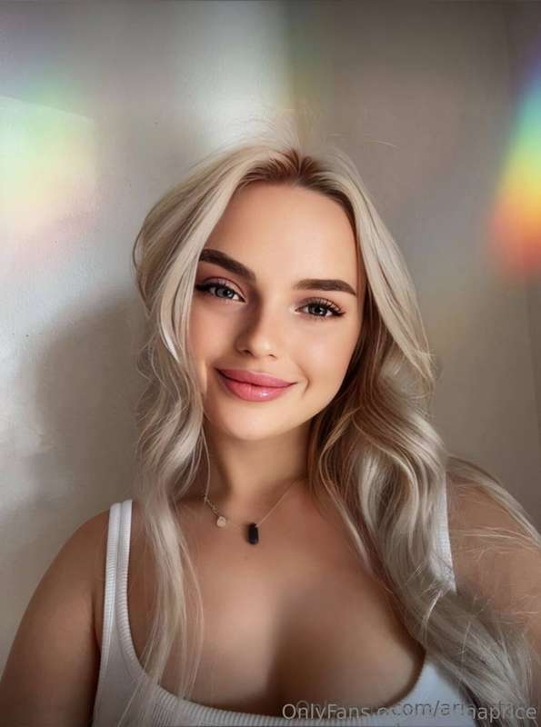 💖𝐅𝐑𝐄𝐄𝐄 𝐒𝐔𝐁𝐒𝐂𝐑𝐈𝐏𝐓𝐈𝐎𝐍💖 Sweet cute @aria_stark just turned 18 y..