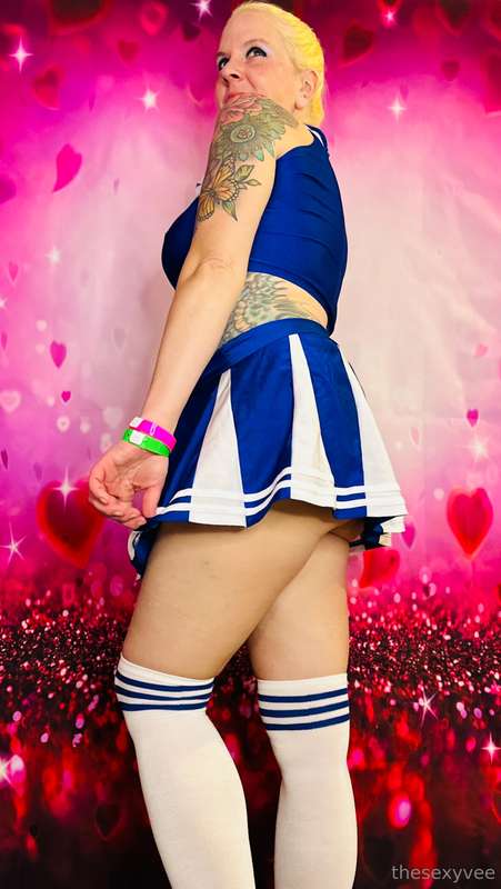 **Did you ever have that fantasy of fucking the cheerleader?.. 6