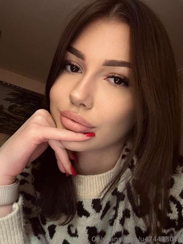 In the mood to take lots of selfies😋