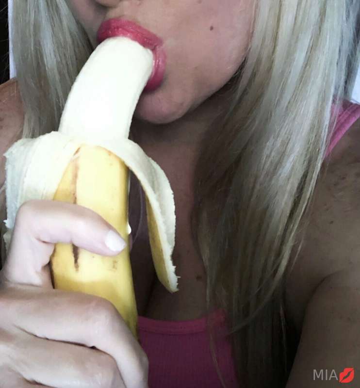 If you watched me live last nite I was sucking more then jus..