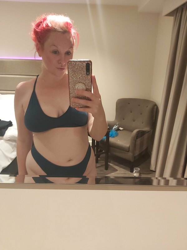 I swear to good thos set makes me feel sexier than anything ..