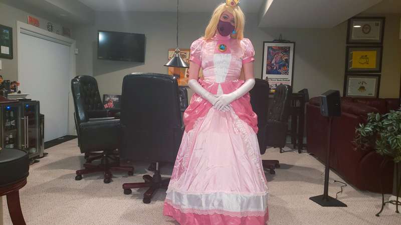 Here's another Classic Peach. This should be Very fun. >:) 12