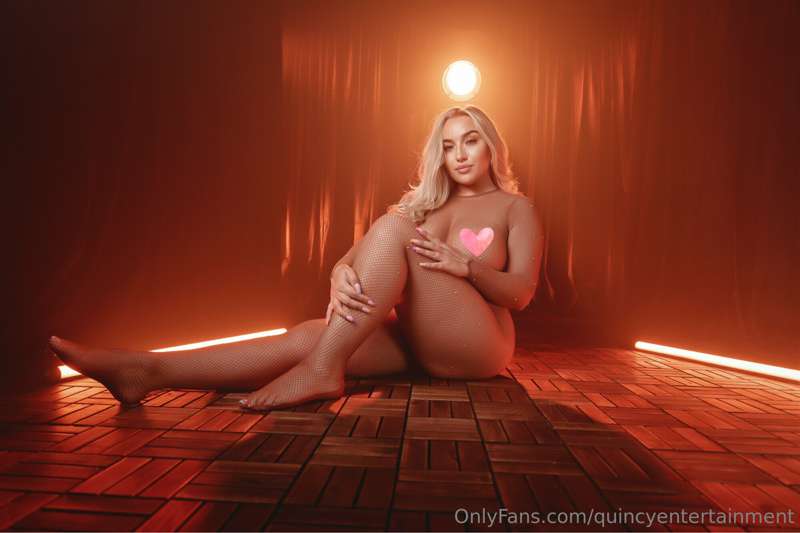 Let’s play, darling💥 Tip $15 on this message, and I will sen..