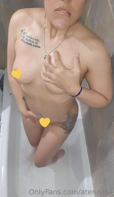 I really want to play you want to play with me😈 love talk to..
