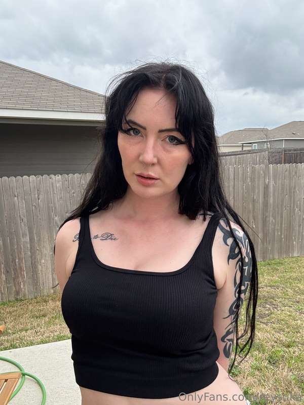 I don't mind if the neighbors peek 😉