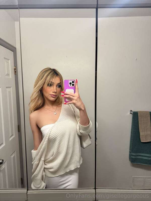 Loveee getting glammed up 💋🩷