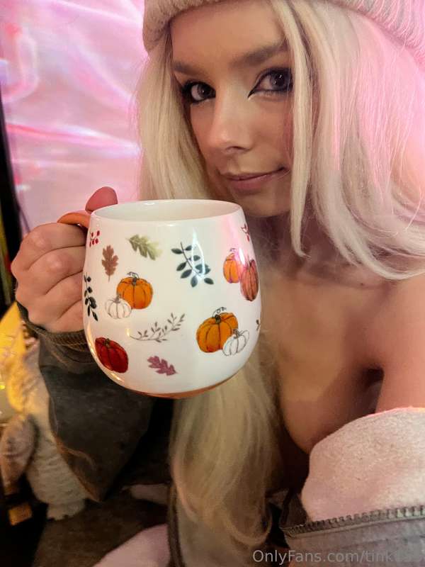 Good morning you sexy thing! 😈🥰😈 1