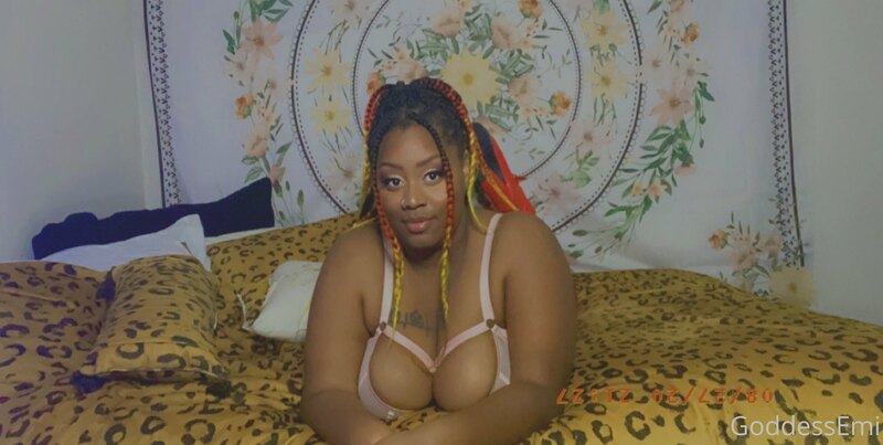 Mini photoshoot I had in my room ? 5