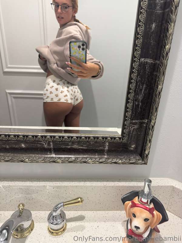 what type of content do y'all wanna see? 🙈 2