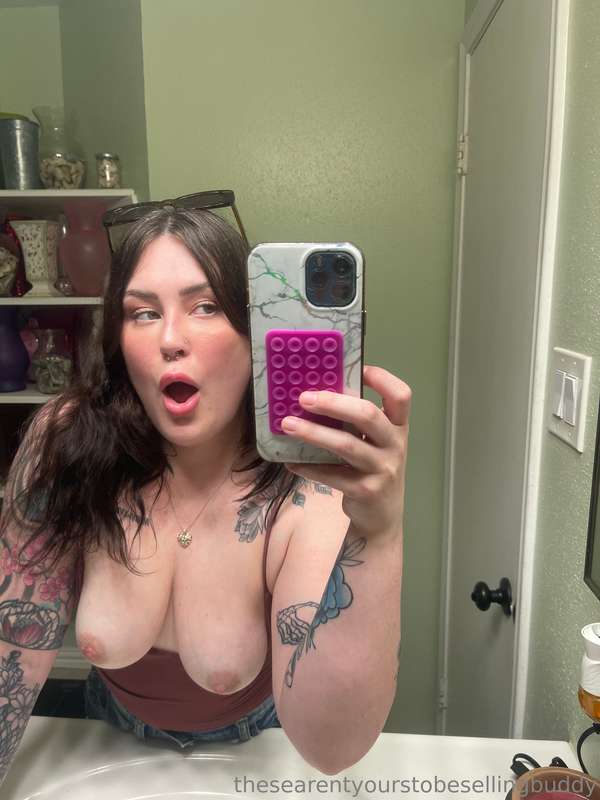 I’m so horny I can’t wait to fuck myself silly in a few days.. 1