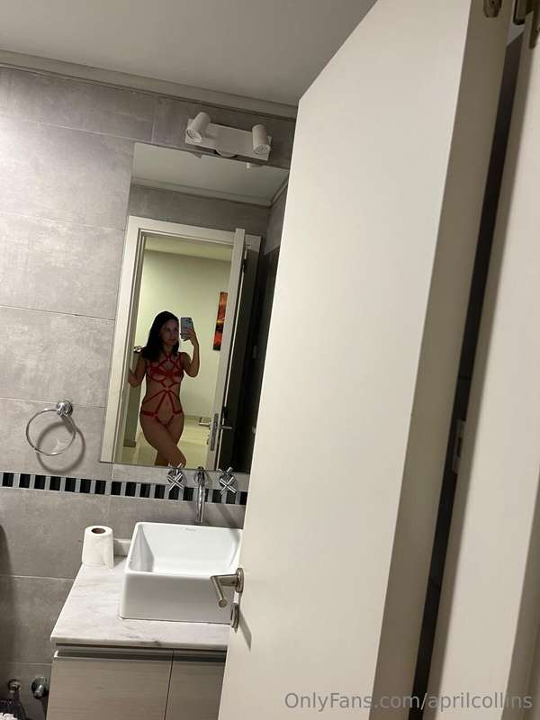 Aprilcollins - Onlyfans - 22 Feb, 2025 1