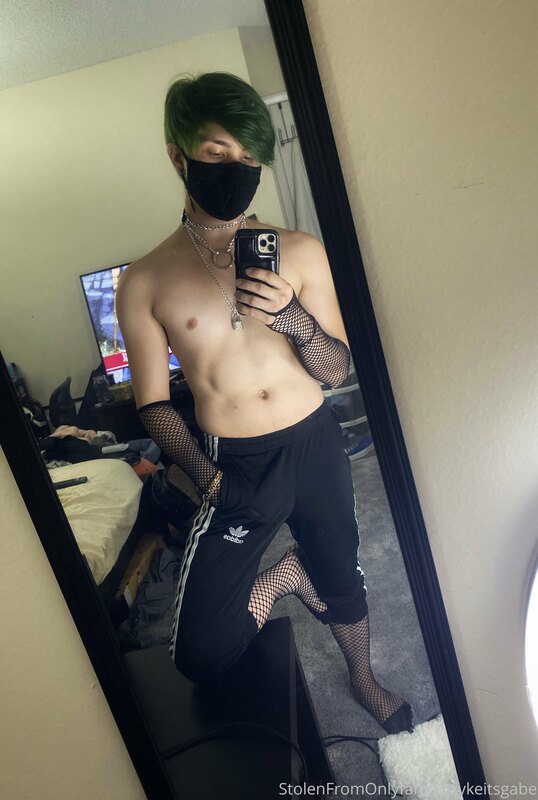 Part 2: just your average eboy being the little slut he like..