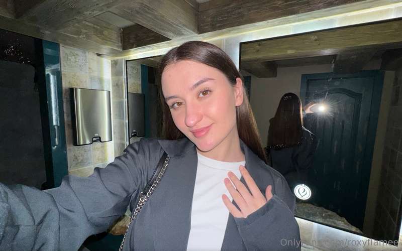 Hey there🤗! I’m Polina @polina_p, and I love experiencing li..