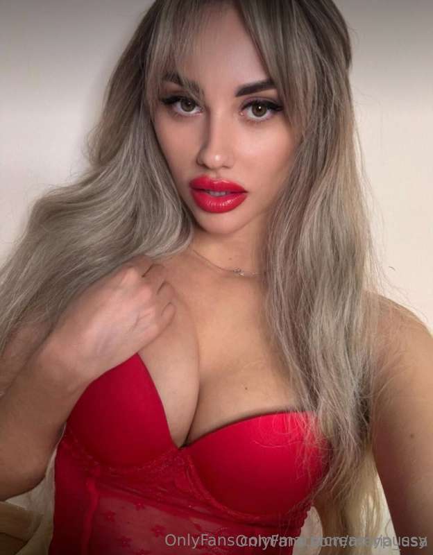 Mariaurlover - Onlyfans - 12 Sep, 2024