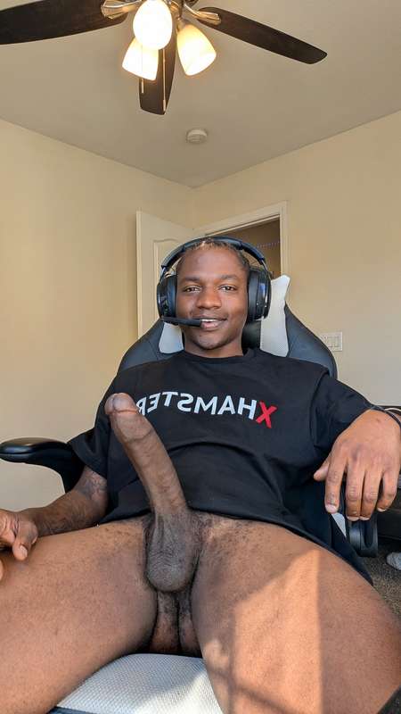 Ive been nominated for gay creator of the year on xhamster a.. 1