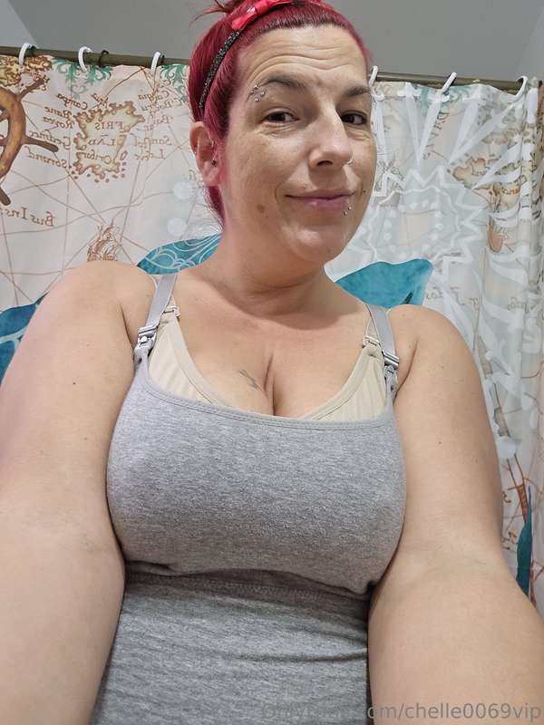 It's TITTY DAY!  I had to sneak in a few pics and a clip sho..
