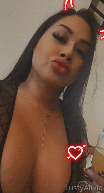 Send me some “ 💋” !!!!