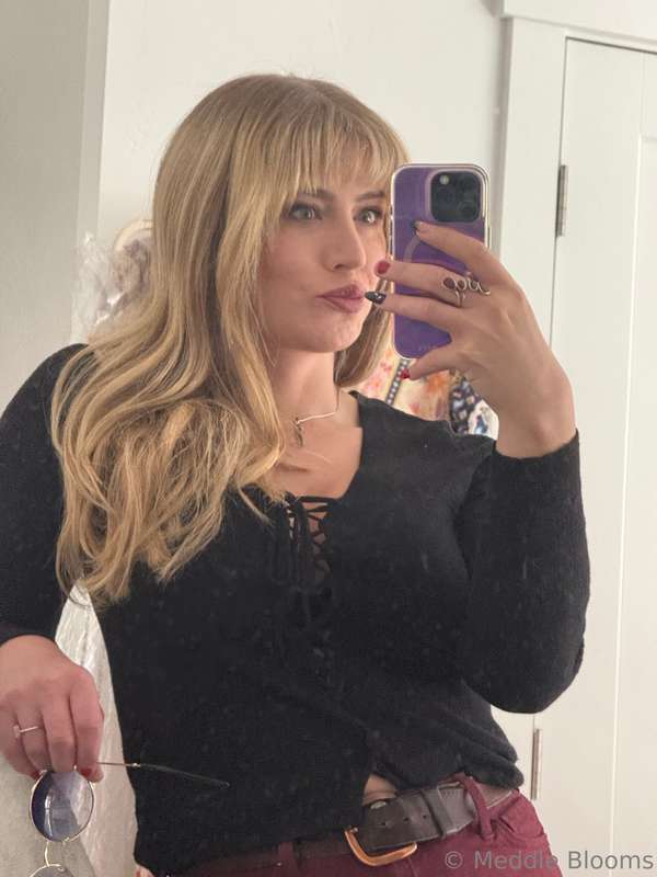 Off to see the Bernie rally! Have a good day everyone 😘 1