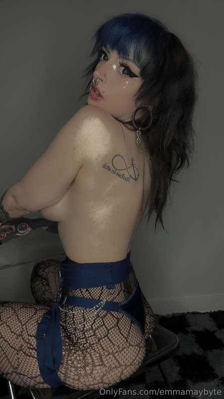 Emmamaybyte - Onlyfans - 30 May, 2025 3